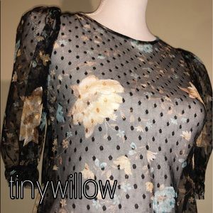 tinywillow • small mesh see-through top